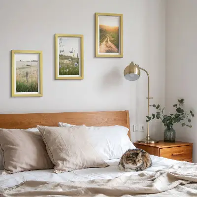 Mur de cadres paysages naturels avec champs et chemin ensoleillé
