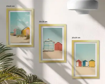 Ensemble de 3 tableaux représentant des maisons de plage colorées par une journée ensoleillée