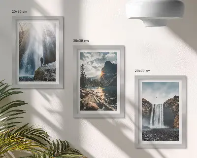 Ensemble de 3 tableaux représentant des cascades et des paysages naturels de montagne