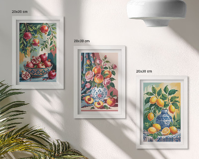 Mur de cadres Fleurs et fruits peints dans des vases