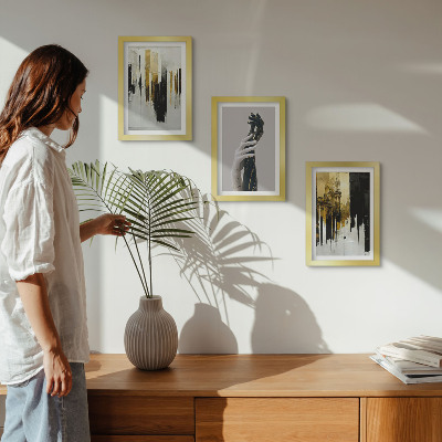 Ensemble de 3 tableaux Motifs de peinture abstraite et deux mains