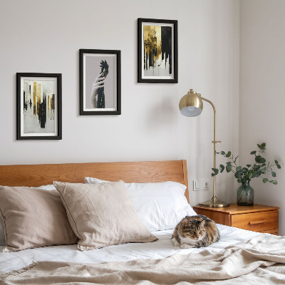 Ensemble de 3 tableaux Motifs de peinture abstraite et deux mains