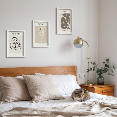 Mur de cadres Portraits abstraits aux couleurs atténuées