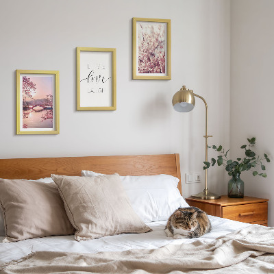 Ensemble de 3 tableaux Motifs floraux avec un pont et une inscription