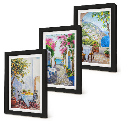 Mur de cadres Rues charmantes bordées de plantes fleuries et offrant une vue sur la mer