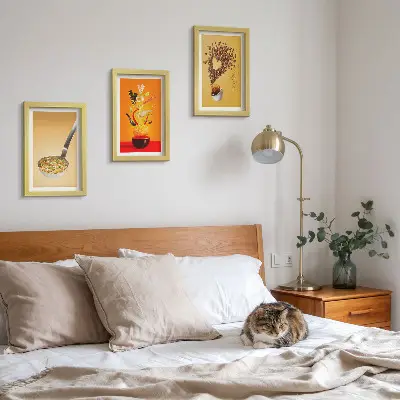 Mur de cadres sur le thème de la cuisine et de l'alimentation