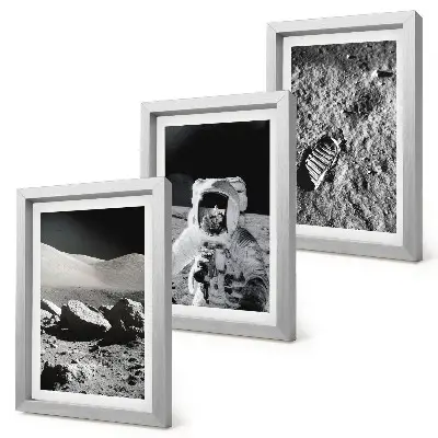Ensemble de 3 tableaux représentant des photos de la Lune avec un astronaute et une empreinte de pas