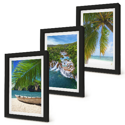 Mur de cadres Plage tropicale avec bateau, cascades et palmiers
