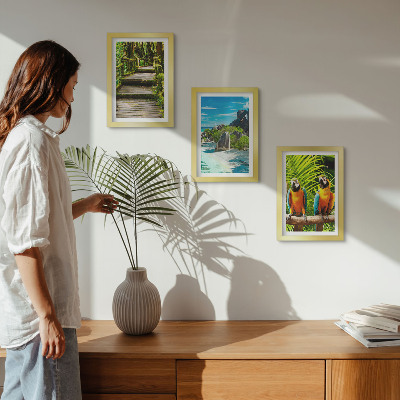 Ensemble de 3 tableaux Forêt tropicale avec une cascade et des perroquets colorés
