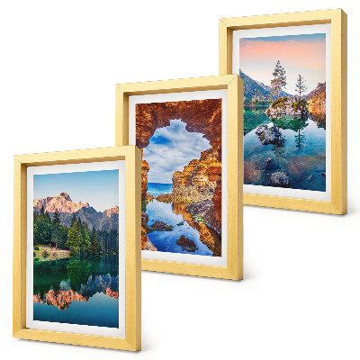 Mur de cadres Lacs de montagne avec reflets dans l'eau et les rochers