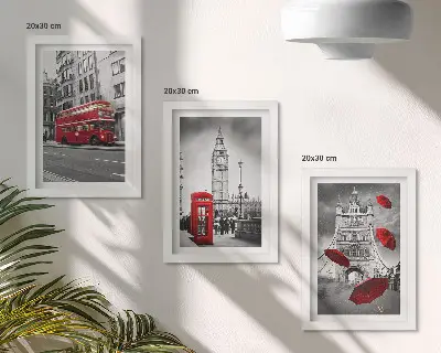 Lot de 3 tableaux représentant des bâtiments londoniens célèbres avec des touches de rouge
