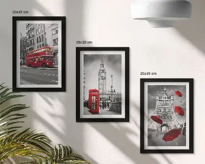 Lot de 3 tableaux représentant des bâtiments londoniens célèbres avec des touches de rouge