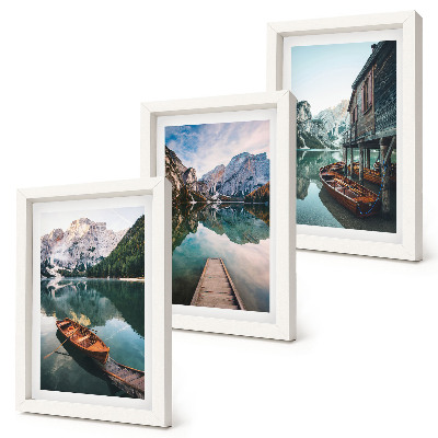 Lot de 3 tableaux Un lac de montagne avec des bateaux et une cabane en bois