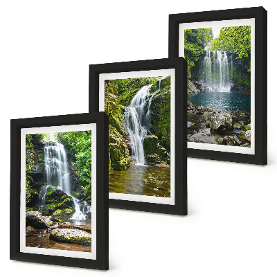 Ensemble de 3 tableaux Cascades dans un cadre verdoyant avec des pierres et de l'eau