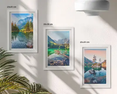 Ensemble de 3 tableaux représentant des lacs de montagne avec des paysages naturels