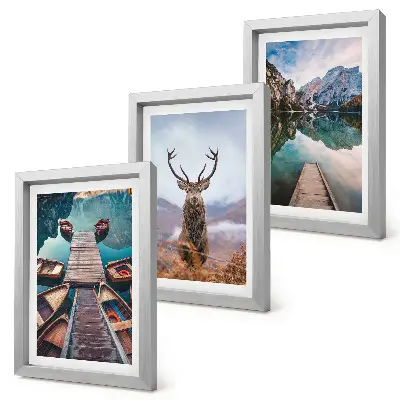 Ensemble de 3 tableaux représentant un lac avec des bateaux, des cerfs et un paysage montagneux