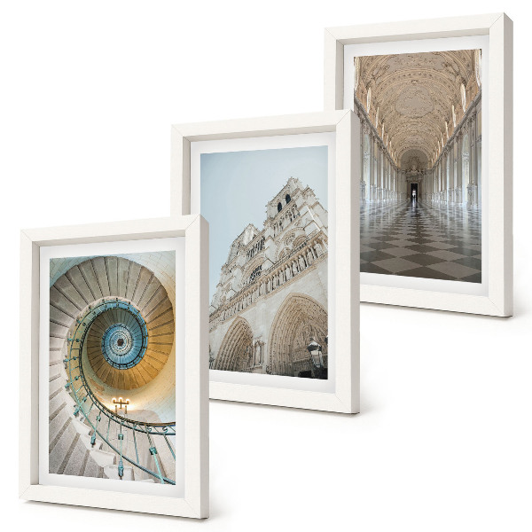 Lot de 3 tableaux L'escalier en colimaçon de la cathédrale, vue de la façade du bâtiment et un couloir carrelé