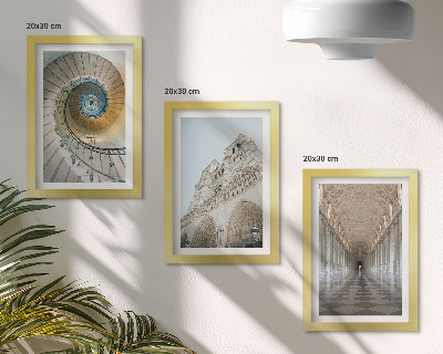 Lot de 3 tableaux L'escalier en colimaçon de la cathédrale, vue de la façade du bâtiment et un couloir carrelé