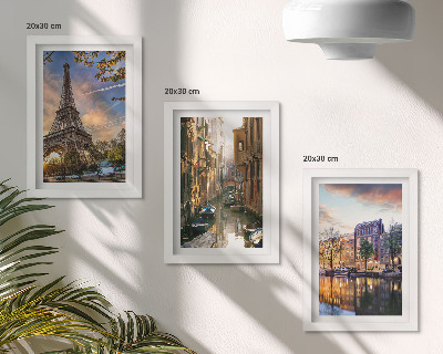 Ensemble de 3 tableaux La tour Eiffel, les canaux de Venise et les rues d'Amsterdam