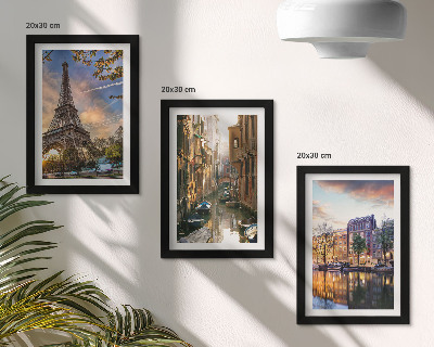 Ensemble de 3 tableaux La tour Eiffel, les canaux de Venise et les rues d'Amsterdam