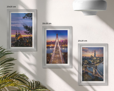 Ensemble de 3 tableaux Vues de la ville avec ponts et couchers de soleil