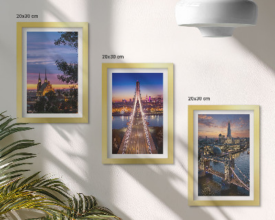 Ensemble de 3 tableaux Vues de la ville avec ponts et couchers de soleil