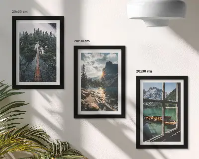 Lot de 3 tableaux représentant un pont sur un lac forestier avec des bateaux et une vue sur la montagne