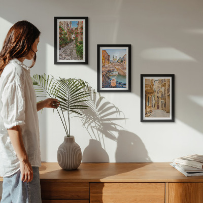 Ensemble de 3 tableaux Rues charmantes et fontaines dans une architecture pittoresque