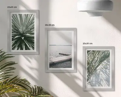 Ensemble de 3 tableaux représentant une plante à feuilles de palmier et une jetée en bois