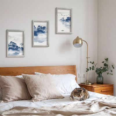 Lot de 3 tableaux Montagnes nuageuses avec des arbres et des oiseaux en arrière-plan