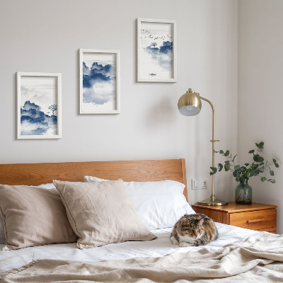 Lot de 3 tableaux Montagnes nuageuses avec des arbres et des oiseaux en arrière-plan