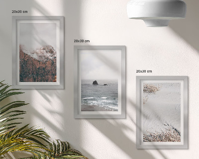 Mur de cadres Montagnes, nuages, mer et sable dans des teintes naturelles