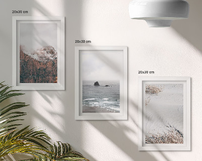Mur de cadres Montagnes, nuages, mer et sable dans des teintes naturelles