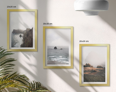 Ensemble de 3 tableaux Paysages de montagne et de mer avec des nuages ​​et des forêts