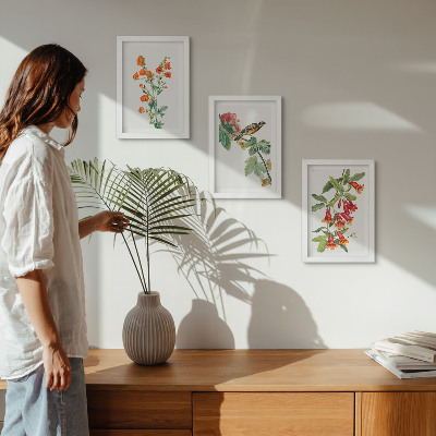 Mur de cadres Des fleurs rétro peintes et un oiseau sur une branche