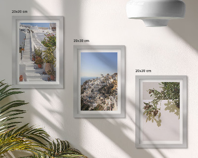 Ensemble de 3 tableaux Escaliers blancs à Santorin avec vue sur la ville