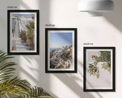 Ensemble de 3 tableaux Escaliers blancs à Santorin avec vue sur la ville