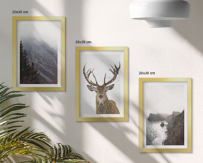 Lot de 3 tableaux Paysage de montagne avec brouillard, eau et cerfs