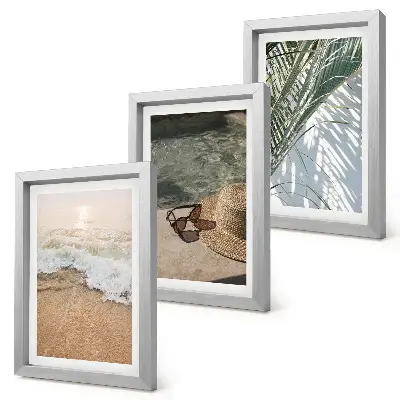 Ensemble de 3 tableaux représentant un chapeau de plage et des lunettes de soleil sur des feuilles