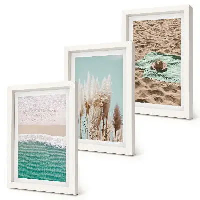 Lot de 3 tableaux représentant une plage avec des vagues, de l'herbe, un chapeau et du sable pour une ambiance détente et nature