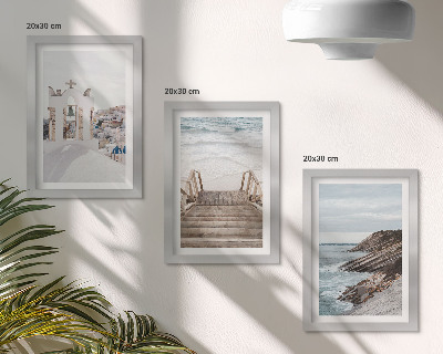 Ensemble de 3 tableaux Vues de la mer et de l'architecture de Santorin sur fond de ciel