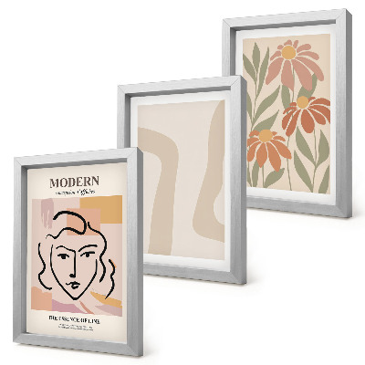Mur de cadres Femme au style moderne avec des motifs abstraits
