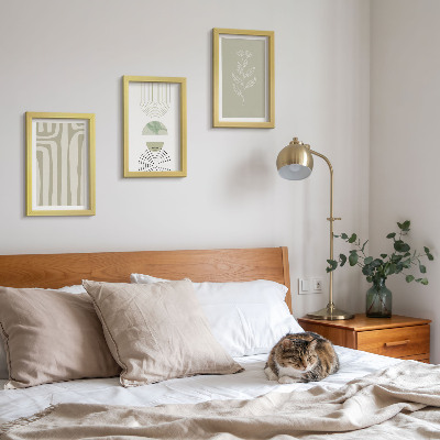 Ensemble de 3 tableaux Motifs géométriques avec des accents végétaux dans des tons de vert