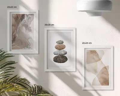 Mur de cadres formes abstraites et structures peintes dans des tons pastel