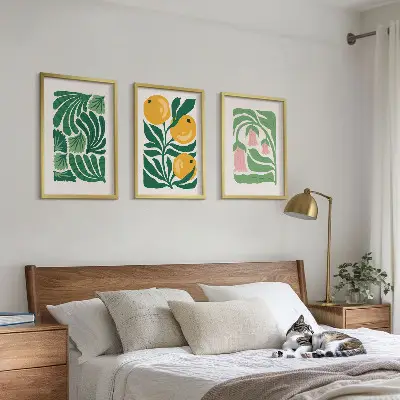 Cadre photo mural avec motifs végétaux minimalistes
