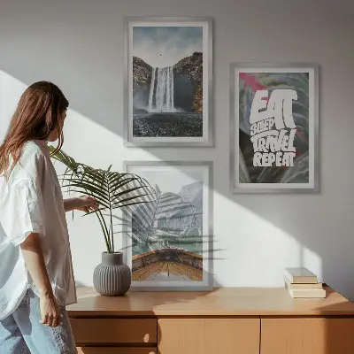 Lot de 3 tableaux pour salon représentant une cascade en montagne avec un bateau dans la nature