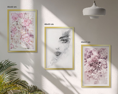 Lot de 3 tableaux pour salon Pivoines, portrait d'une femme en noir et blanc