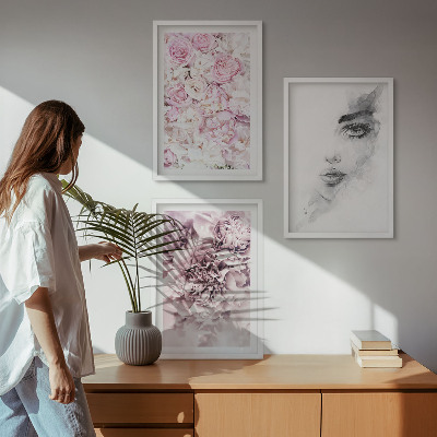 Lot de 3 tableaux pour salon Pivoines, portrait d'une femme en noir et blanc