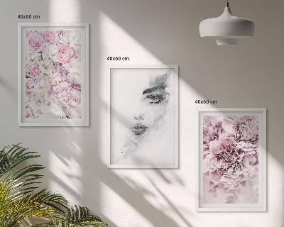 Lot de 3 tableaux pour salon Pivoines, portrait d'une femme en noir et blanc
