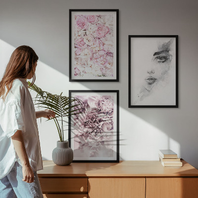 Lot de 3 tableaux pour salon Pivoines, portrait d'une femme en noir et blanc